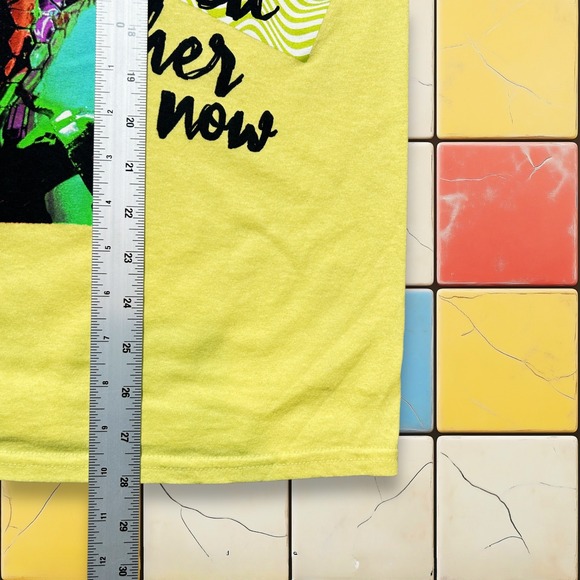 Selena Gomez Concert Band Tee Y2K Women S Yellow Album Look At Her Now Shirt Pop - Picture 4 of 12